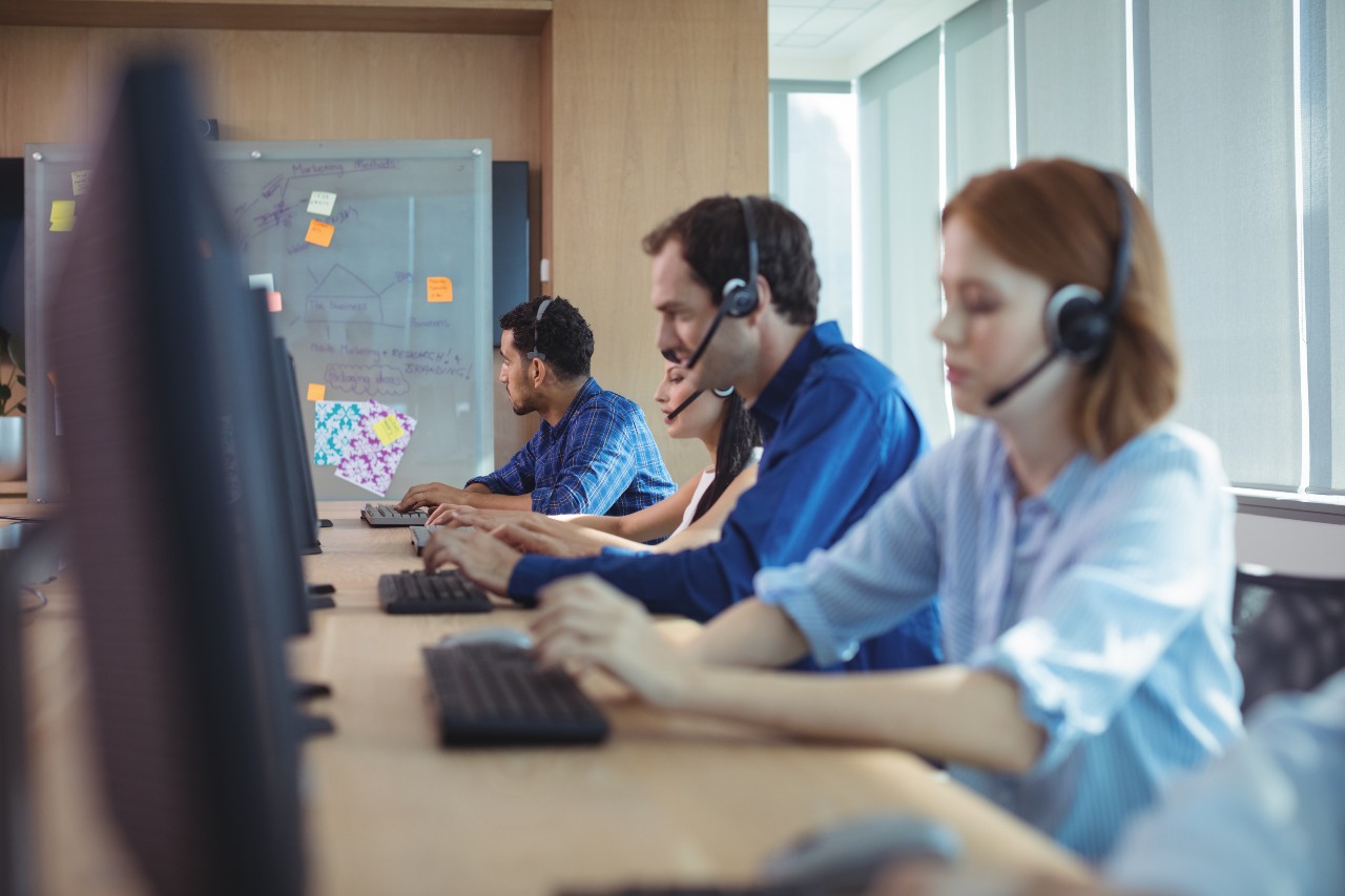 Leveling up contact center training with AI